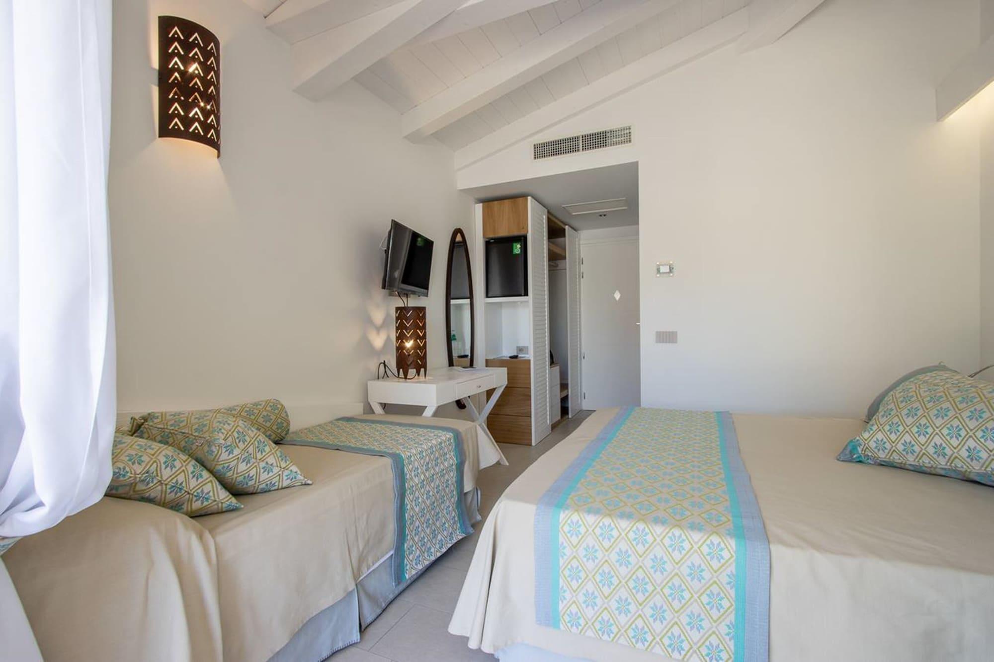 Limone Beach Resort Castiadas Exterior photo