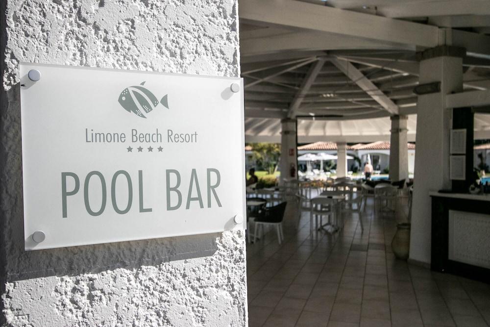 Limone Beach Resort Castiadas Exterior photo