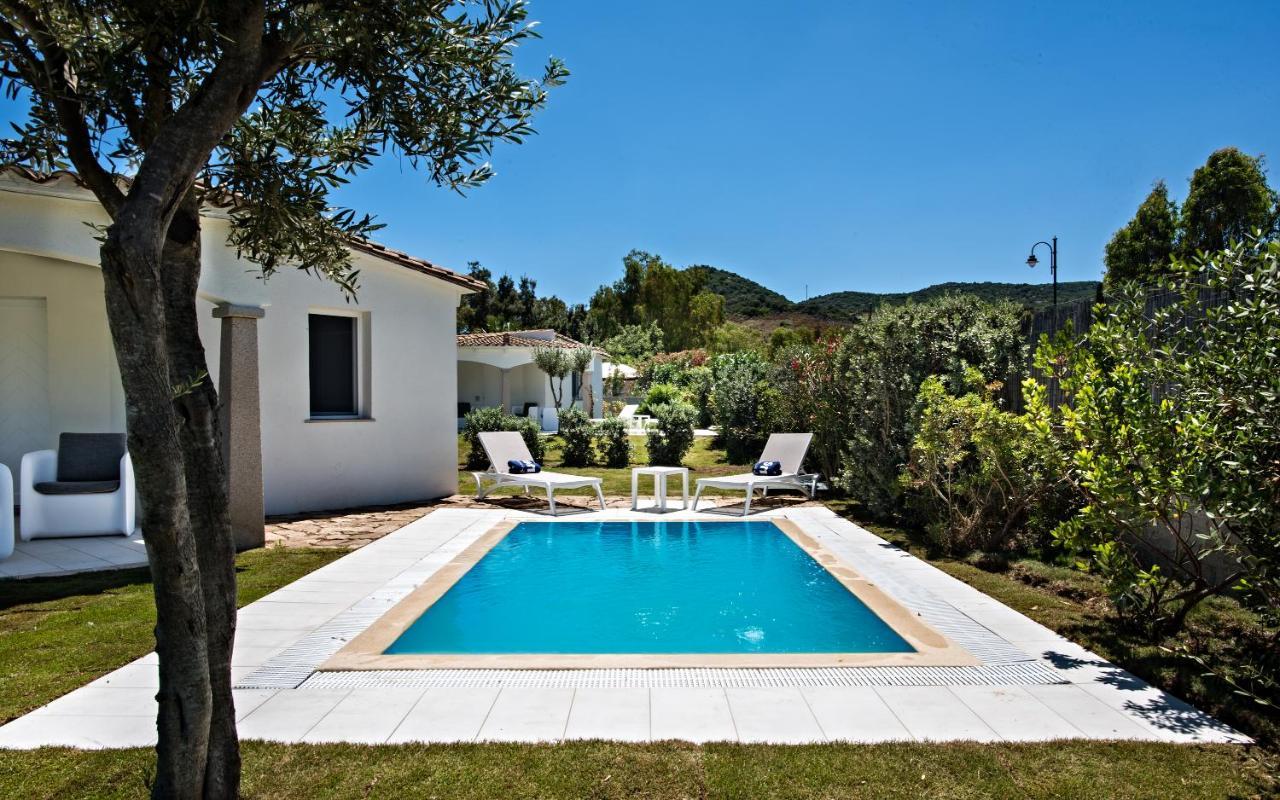 Limone Beach Resort Castiadas Exterior photo