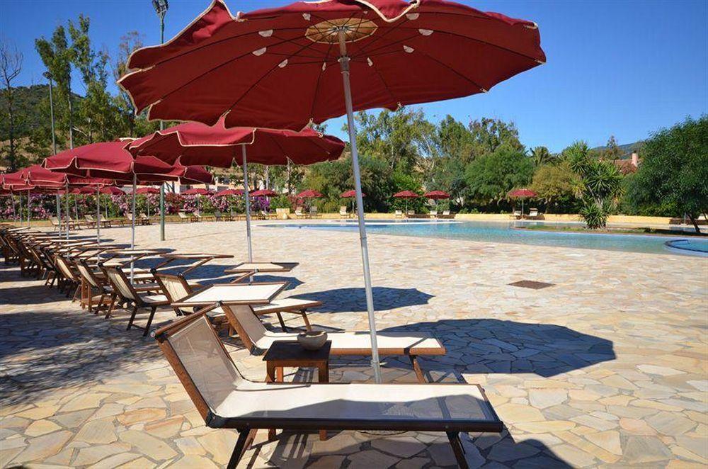 Limone Beach Resort Castiadas Exterior photo
