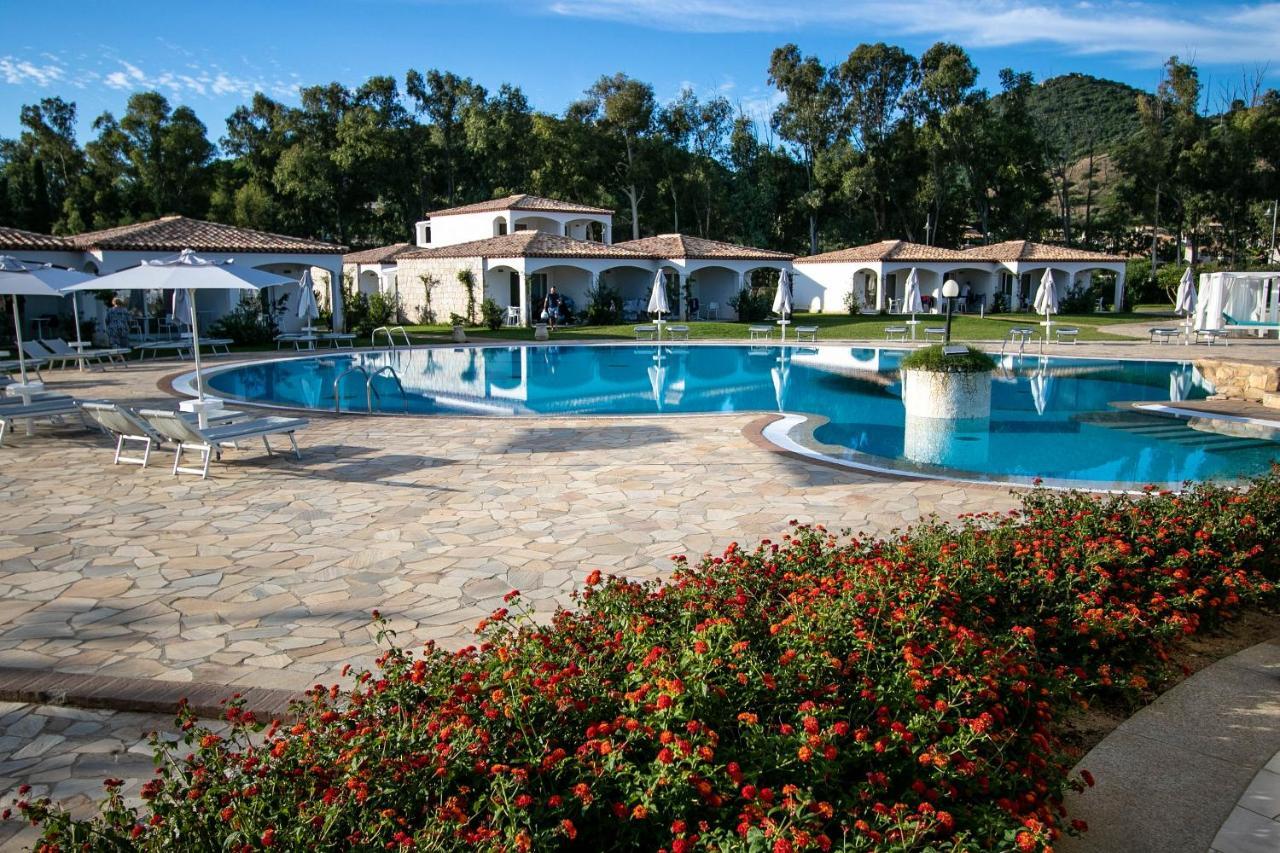 Limone Beach Resort Castiadas Exterior photo
