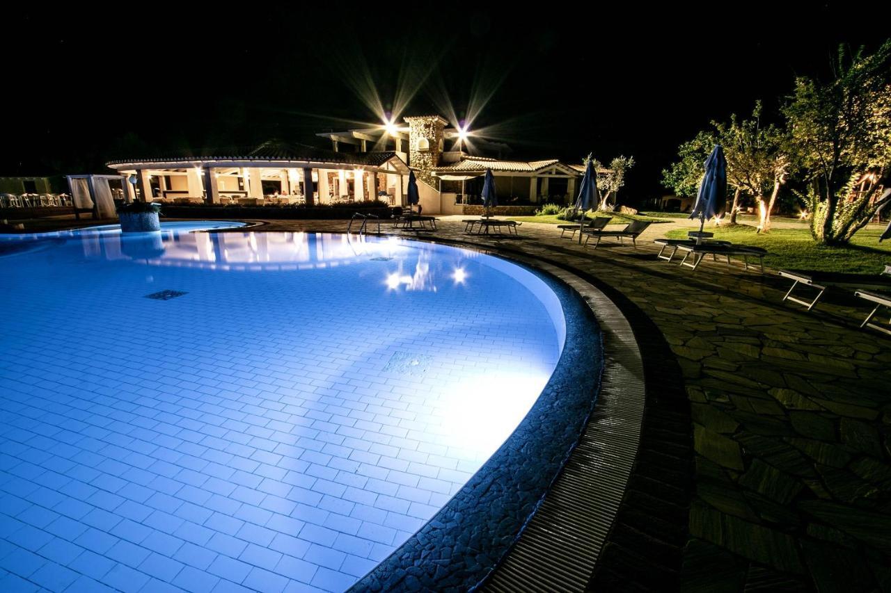 Limone Beach Resort Castiadas Exterior photo